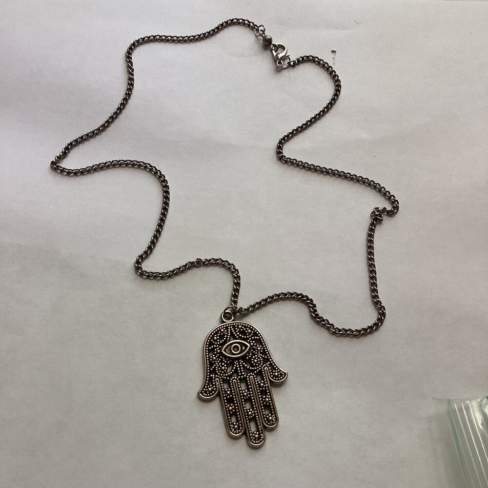 1765 NIP Hamsa Hand Necklace Celtic Jewelry Evil Eye Good Luck Long 20" Length